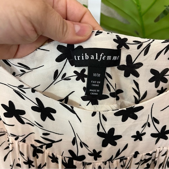 🖤 Tribal Femme Black & White Floral Maxi Dress Sz M | Tiered Sleeveless Sundress - Picture 3 of 11